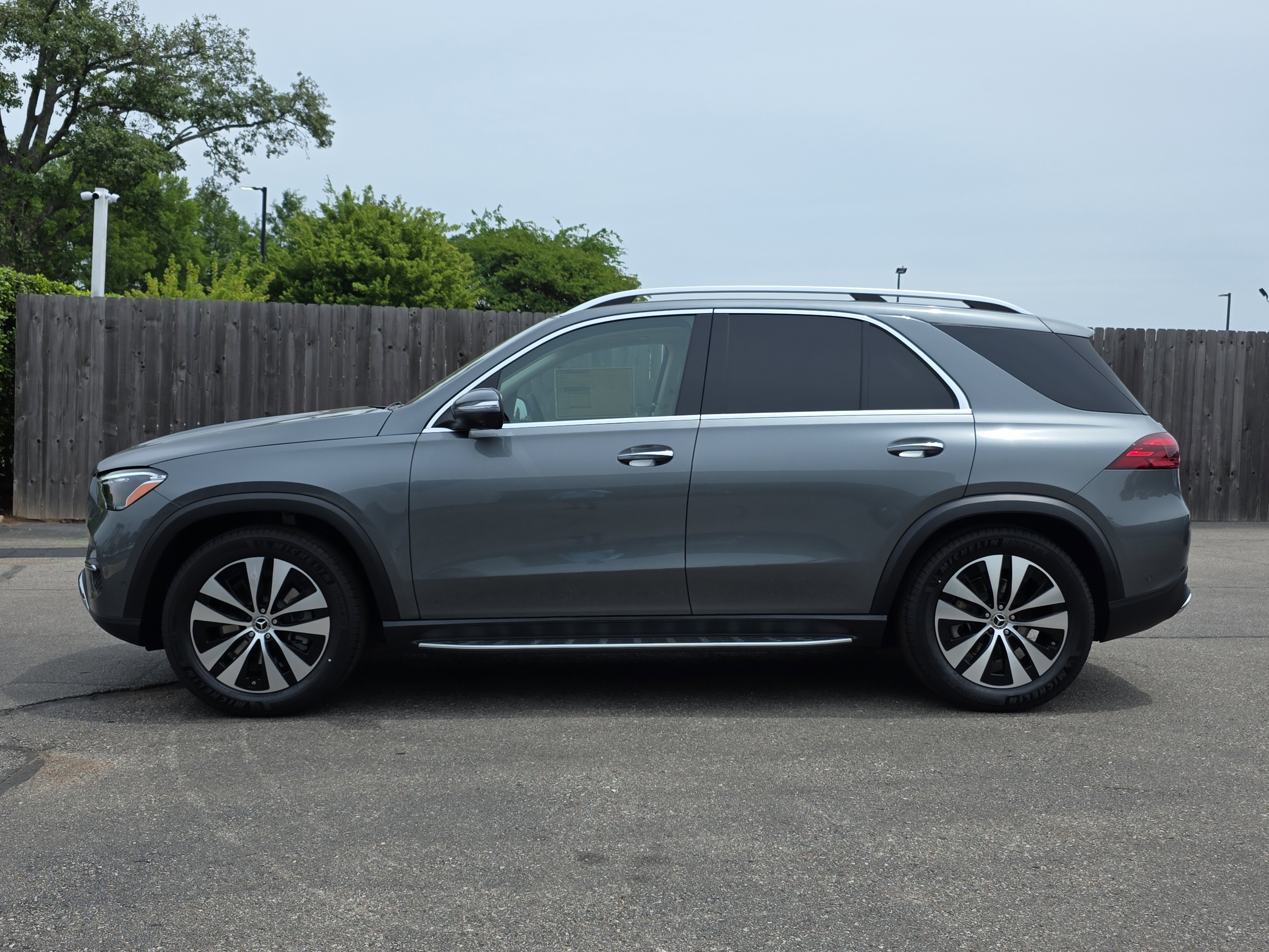 New 2026 Selenite Grey Metallic Mercedes-Benz GLE 350 image 30