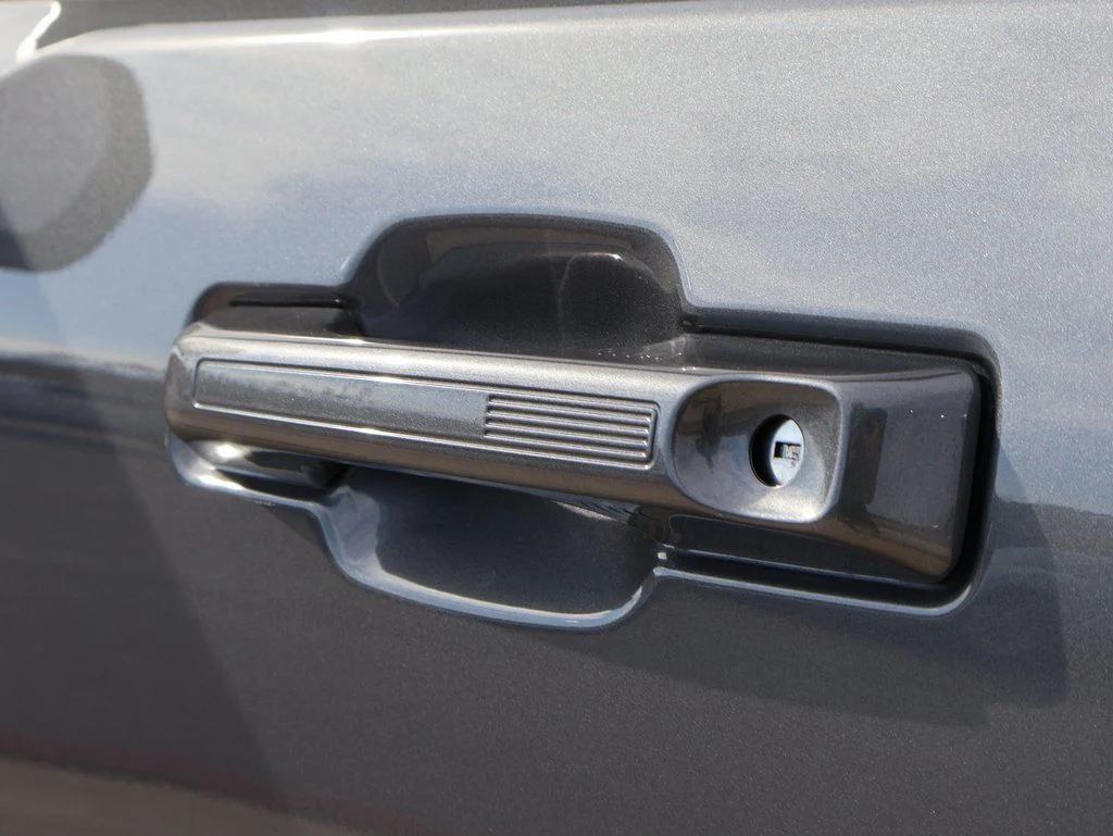 New 2026 Carbonized Gray Metallic Ford Tremor® image 20