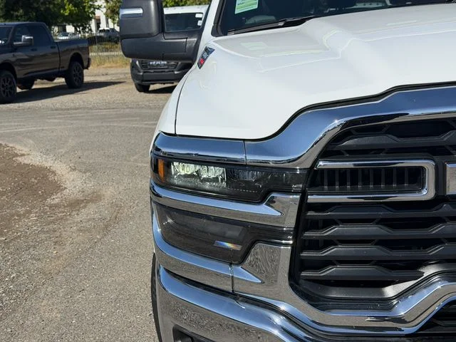 New 2026 Bright White Clear-Coat Exterior Paint RAM Tradesman image 5