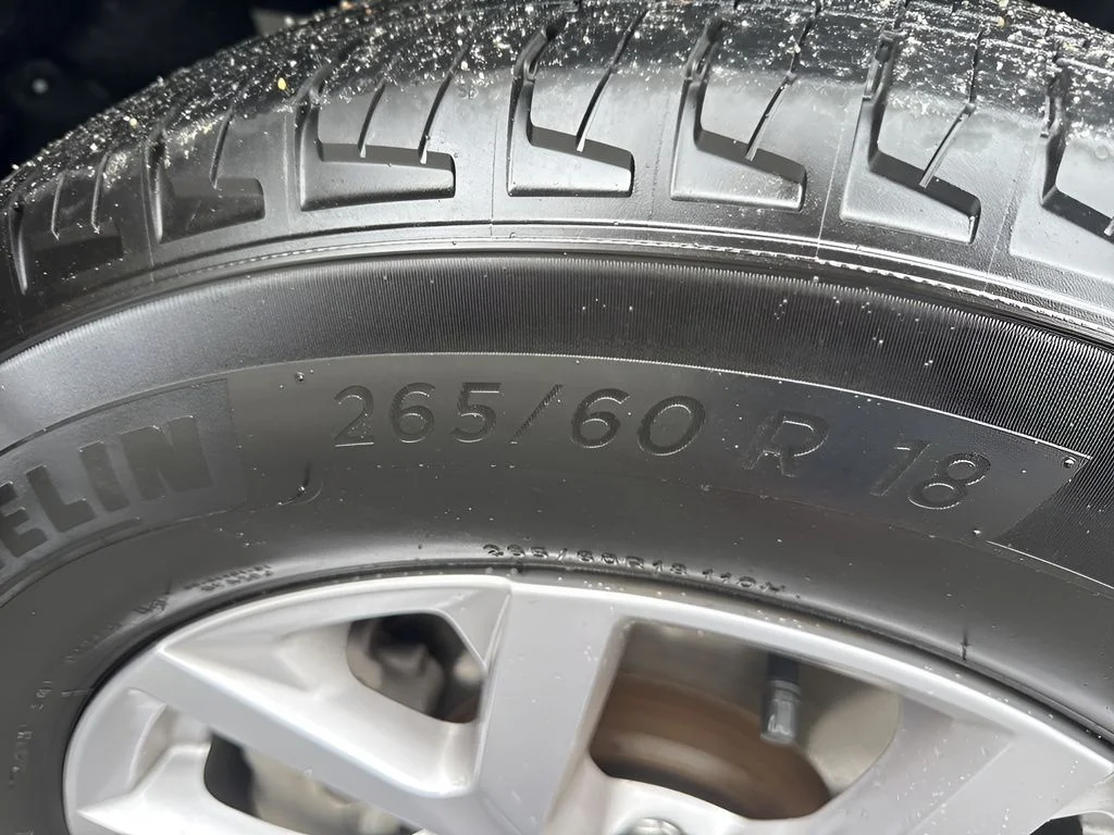 Used 2022 White Jeep Limited image 37