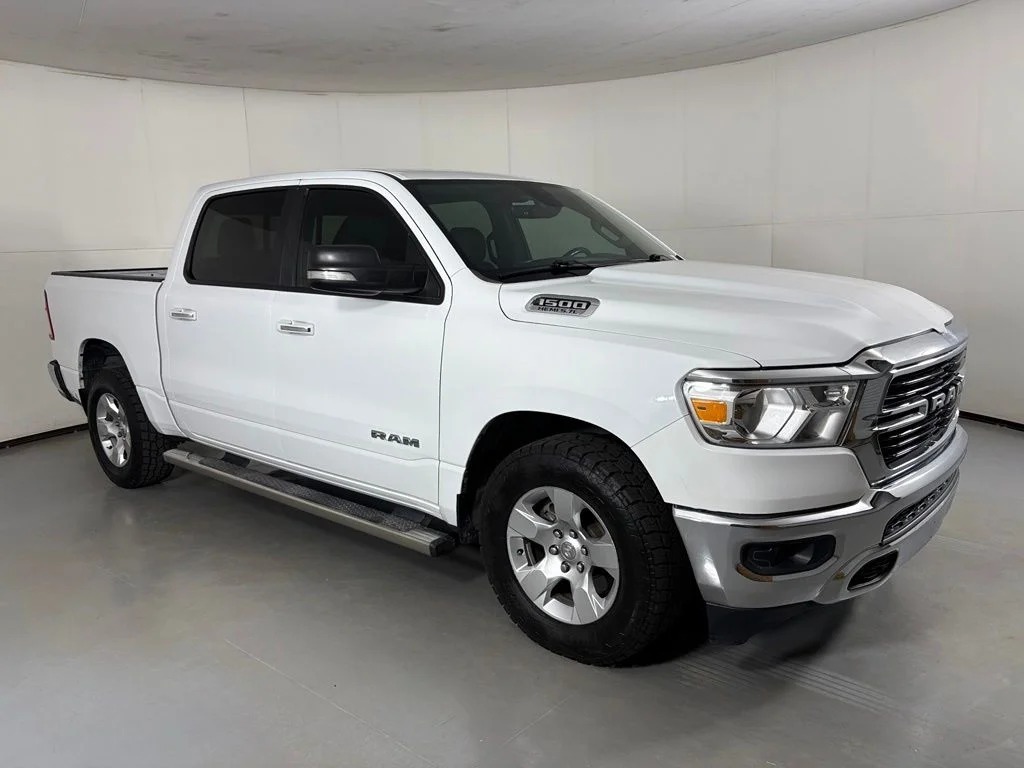 Used 2019 White Ram Big Horn/Lone Star image 2
