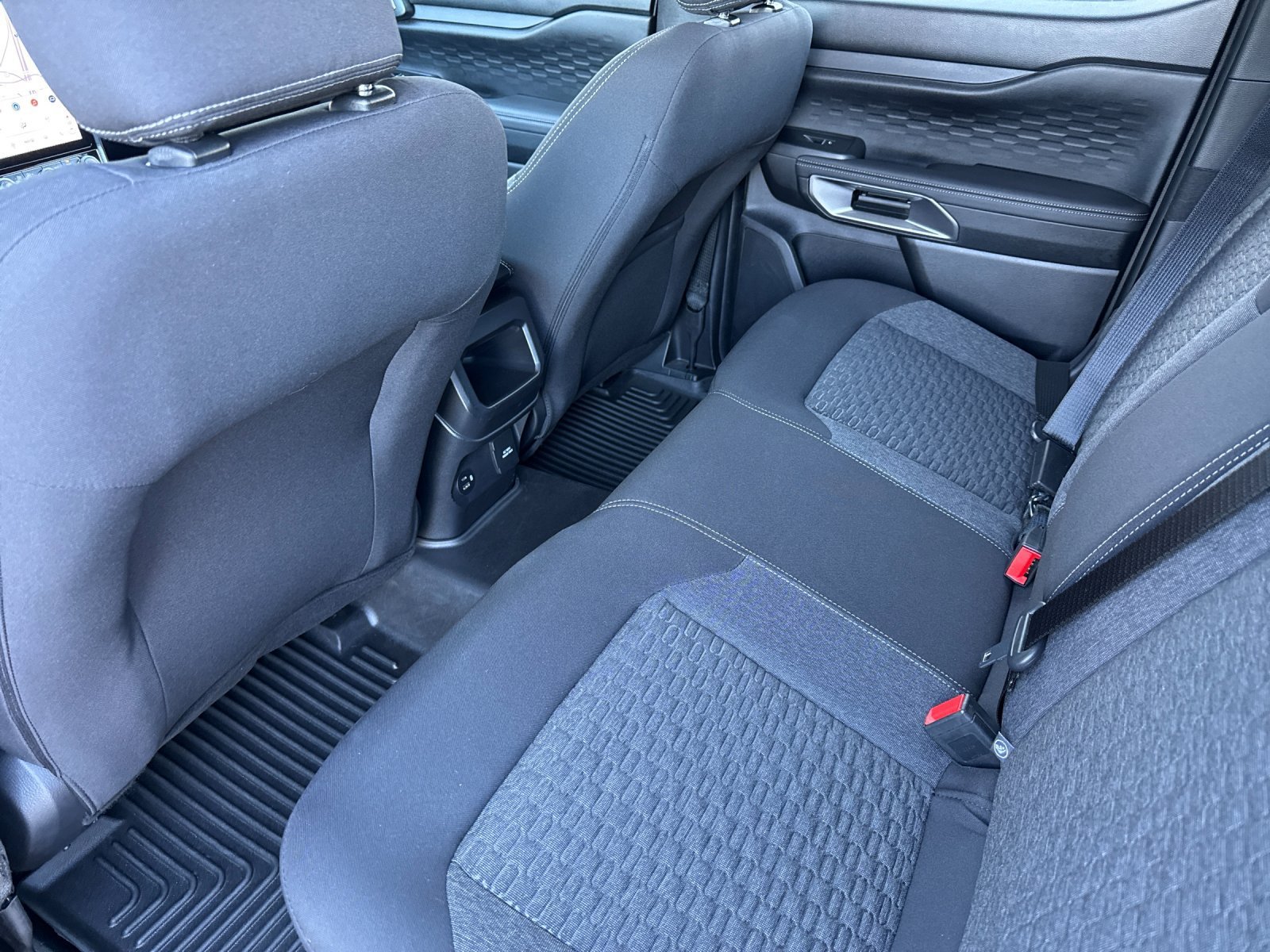 Used 2024 Silver Ford XLT image 12