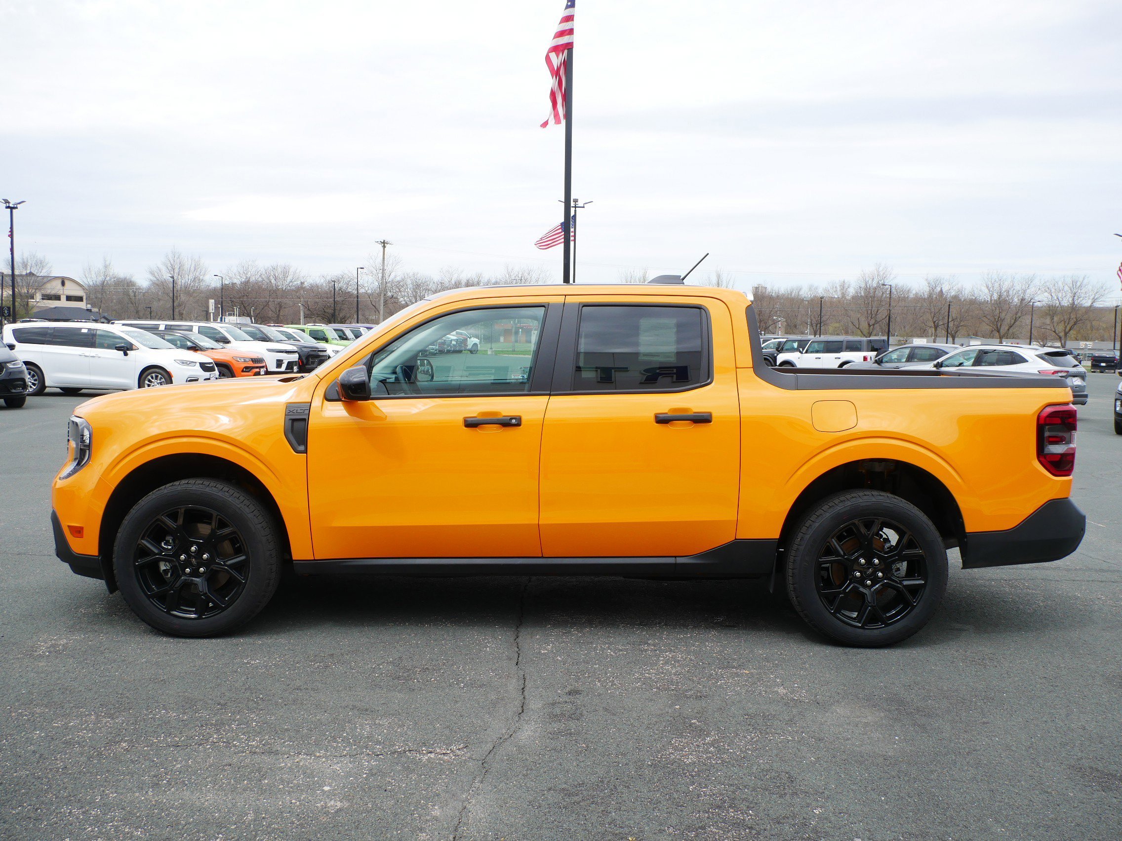 View vehicle photo 5