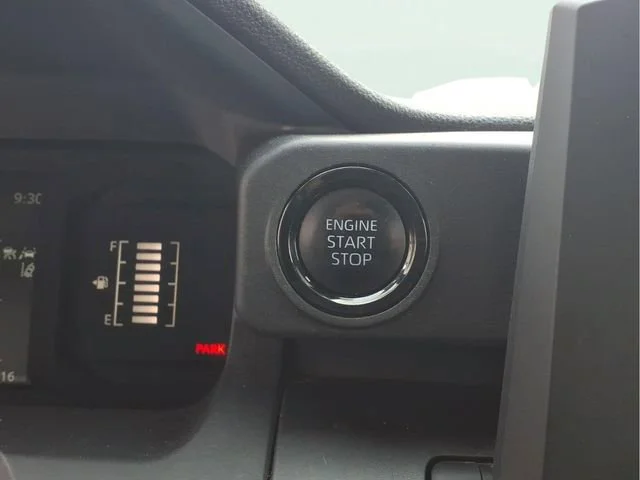 Used 2025  Toyota SR image 14