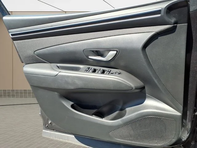 Used 2023 Gray Hyundai SEL image 30