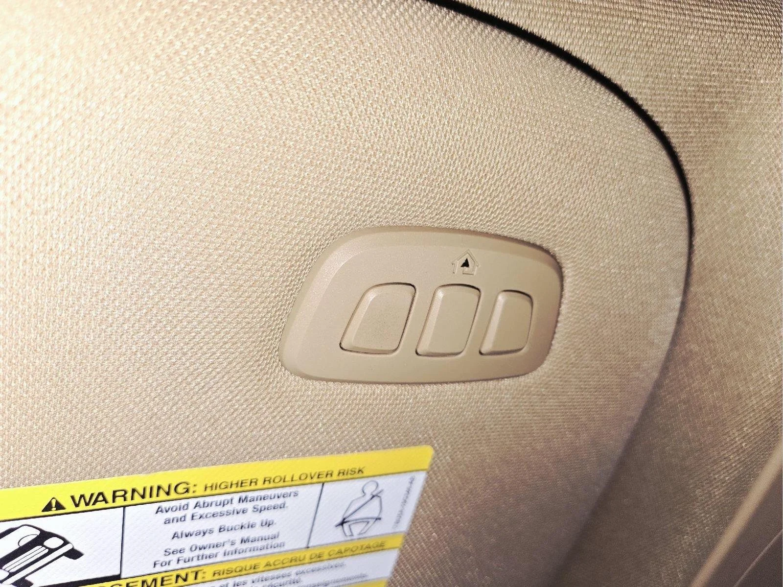Used 2018 White Gold/Stone Gray Ford Lariat image 29