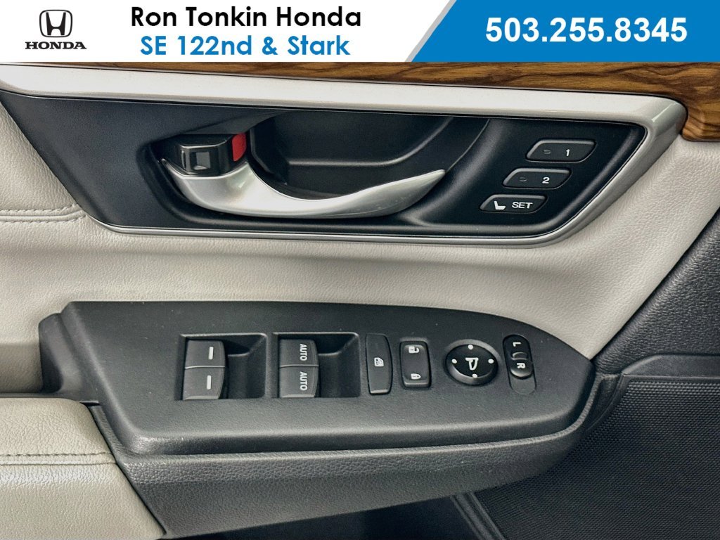 Used 2020 Crystal Black Pearl Honda Touring image 20