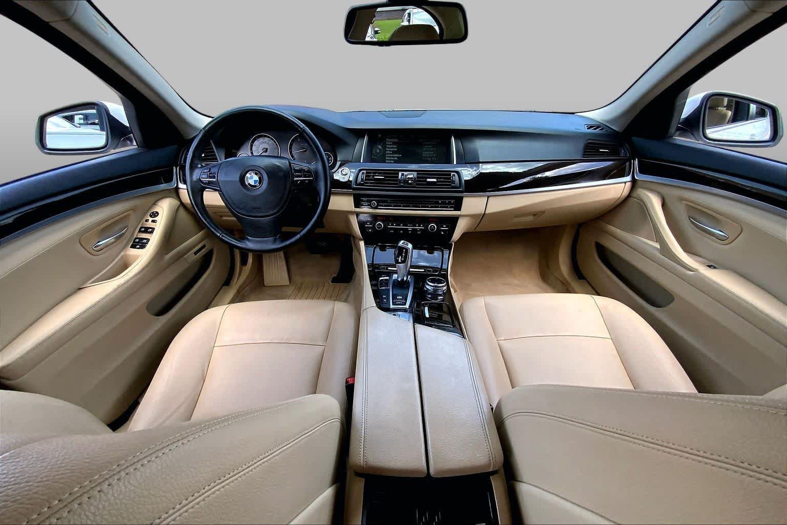 Used 2014 Mineral White Metallic BMW 535i xDrive image 16