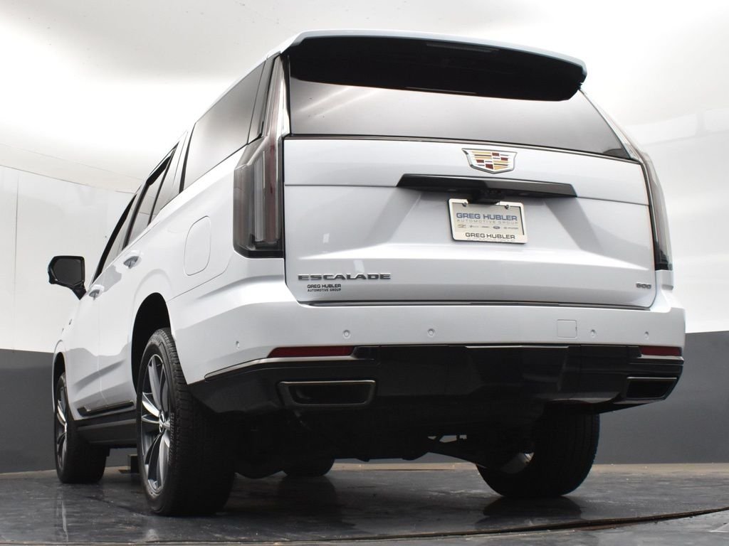 Used 2026 White Cadillac Sport image 27