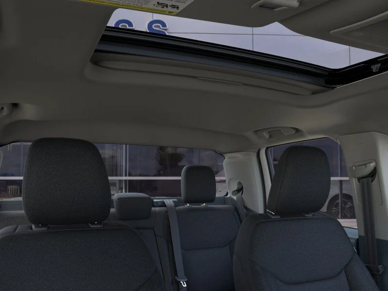 New 2026 Oxford White Ford XLT image 13