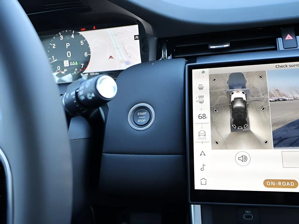 New 2025 Fuji White Land Rover S image 29