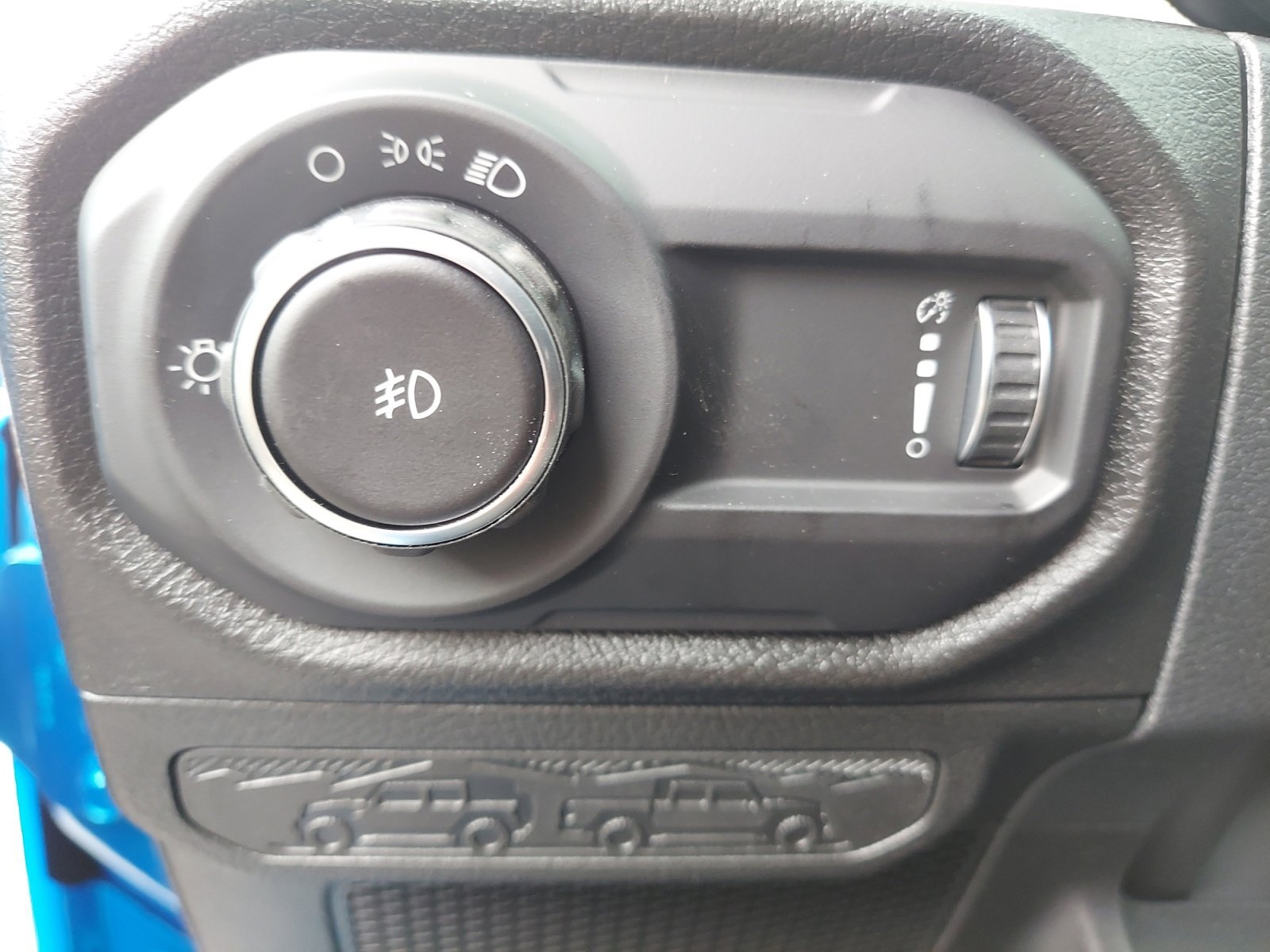 New 2026 Hydro Blue Pearlcoat Jeep Sport image 24