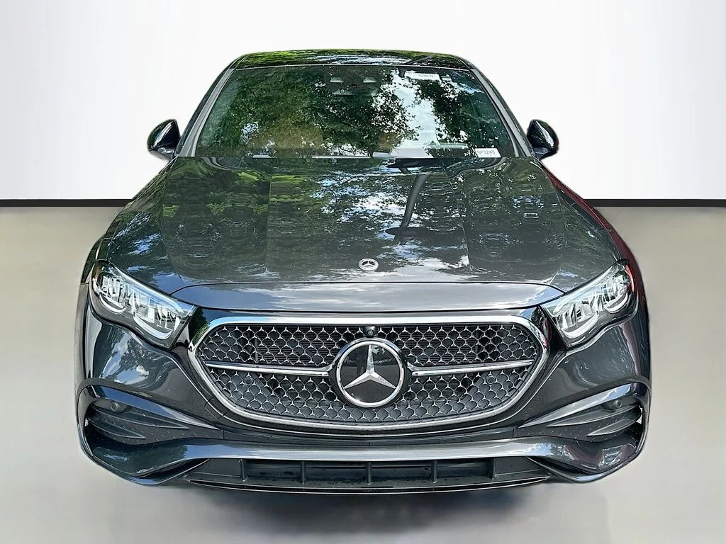 Used 2025  Mercedes-Benz E 350 image 2