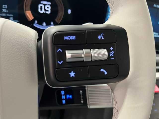 New 2025 Rockwood Green Hyundai SEL AWD image 44