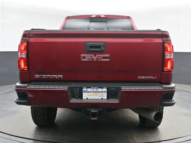 Used 2019 Red GMC Denali image 12