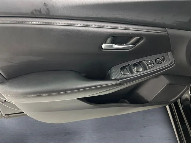 2024 Nissan Sentra SV - Photo 12