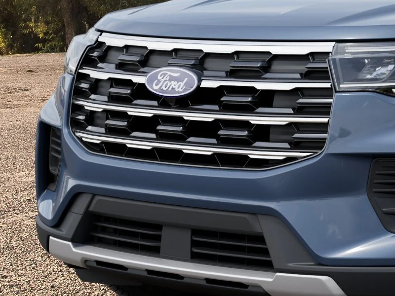 New 2027 Vapor Blue Metallic Ford Active image 41