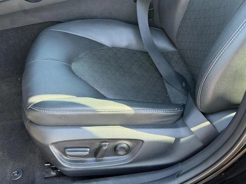 2023 Toyota Camry XSE - Photo 25