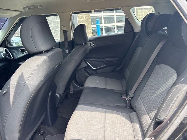 Used 2020 Black Kia S image 31