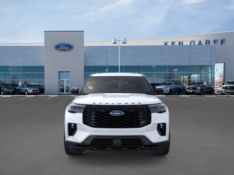 New 2026 Star White Metallic Tri-Coat Ford ST image 7