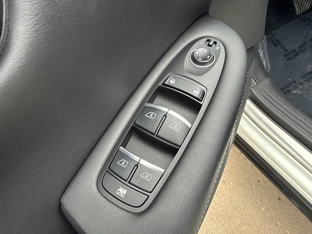Used 2021 Majestic INFINITI LUXE image 11