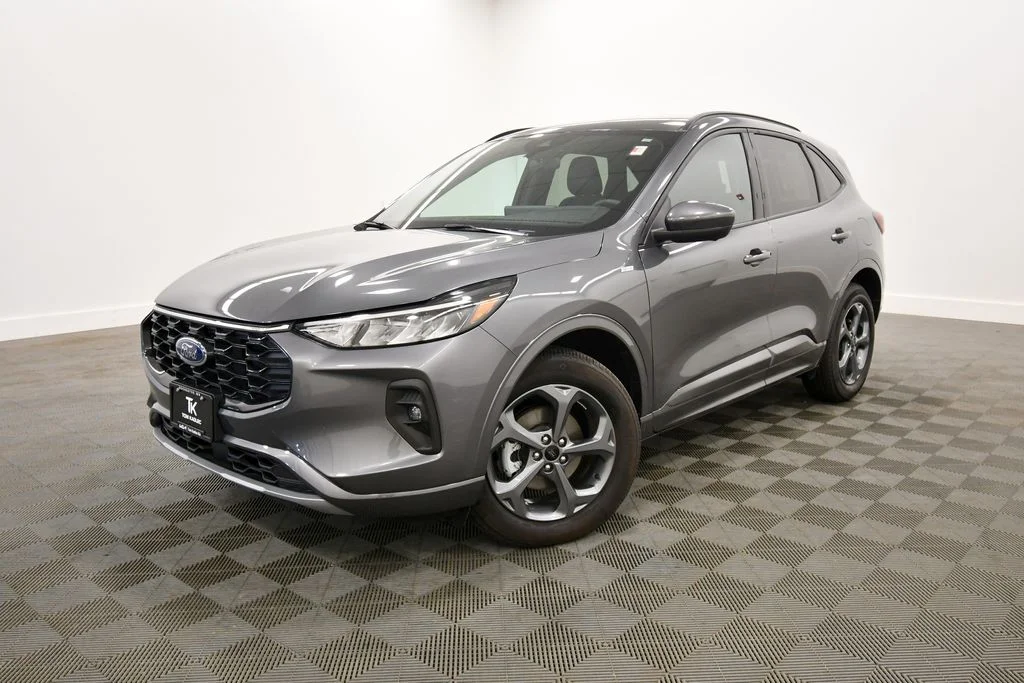 Used 2024 Ford Escape ST-Line Select with VIN 1FMCU9NZ2RUB53123 for sale in Rochester, Minnesota