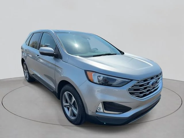 Used 2022 Silver Ford SEL image 69