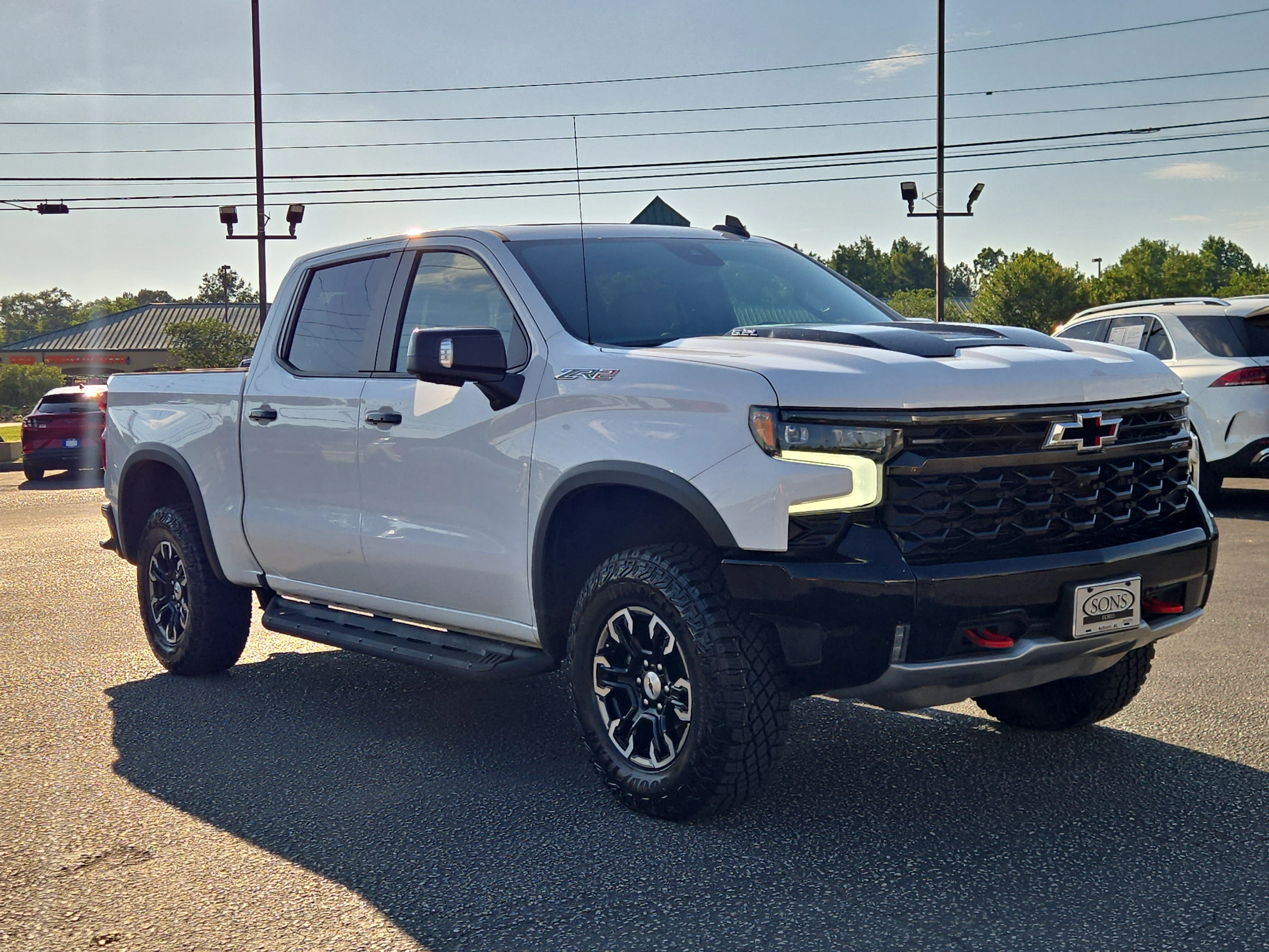 Used 2024 Summit White Chevrolet ZR2 image 3