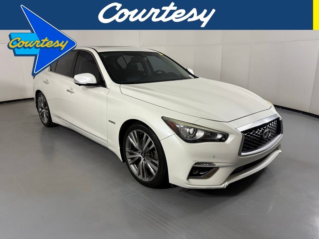 2018 INFINITI Q50 Hybrid LUXE