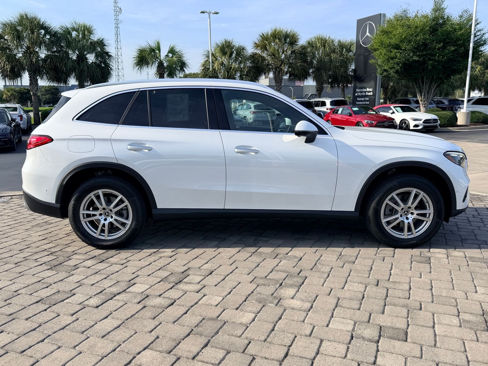 Certified Used 2025 MANUFAKTUR Moonlight White Metallic Mercedes-Benz GLC 300 image 8