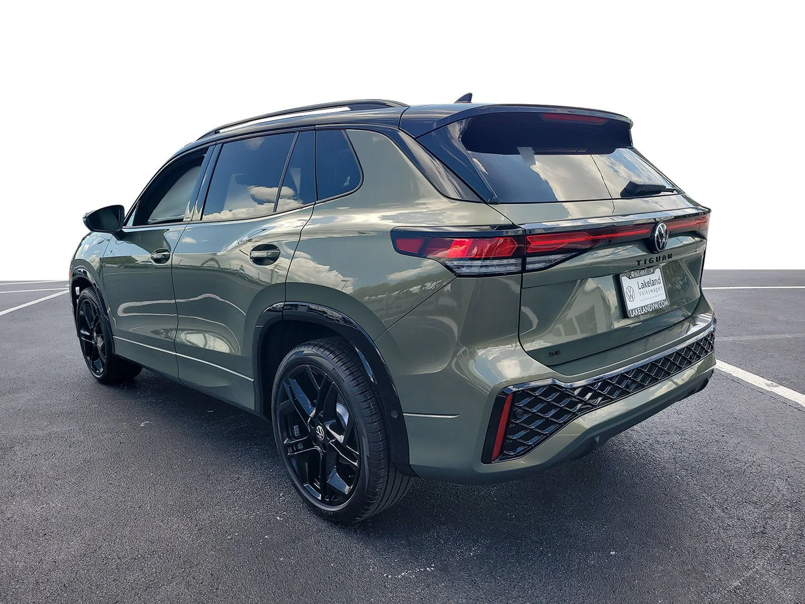New 2026 Avocado Green  W/Black Roof Volkswagen 2.0T SE R-Line Black image 4