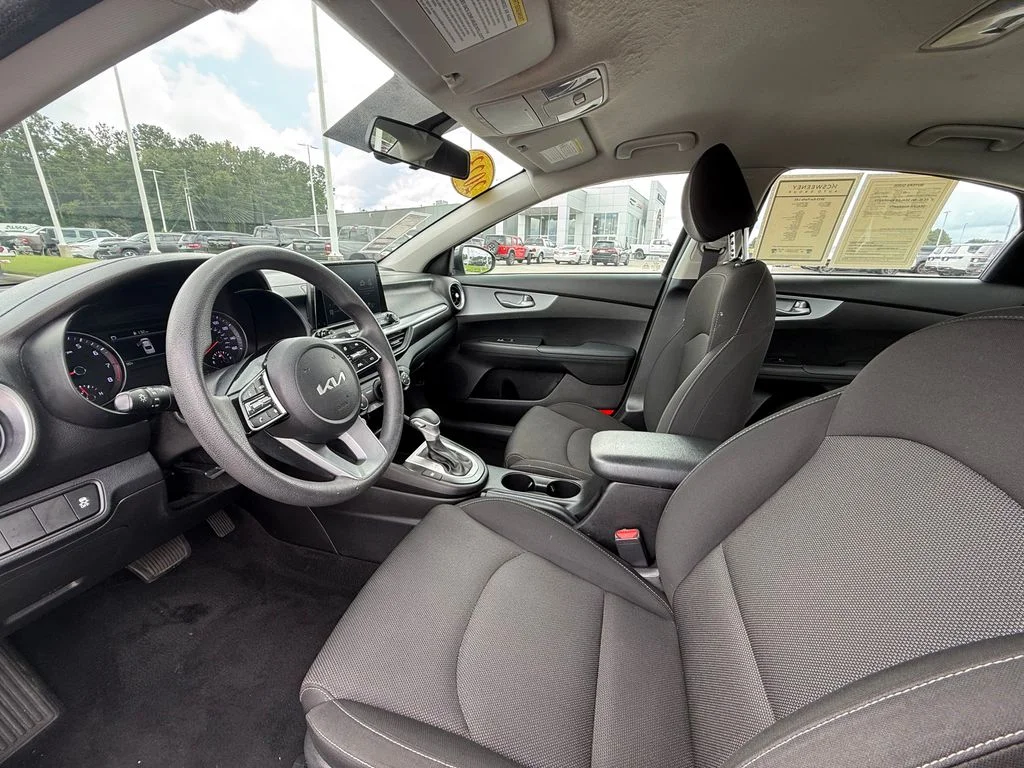 Used 2023 Gray Kia LXS image 19