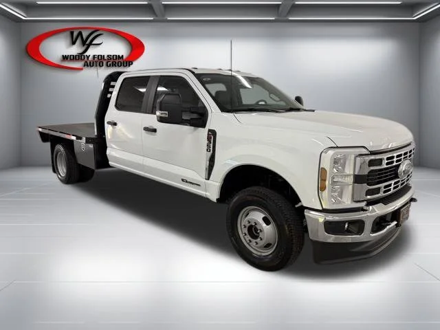 New 2026 Oxford White Ford F-350® XL image 26