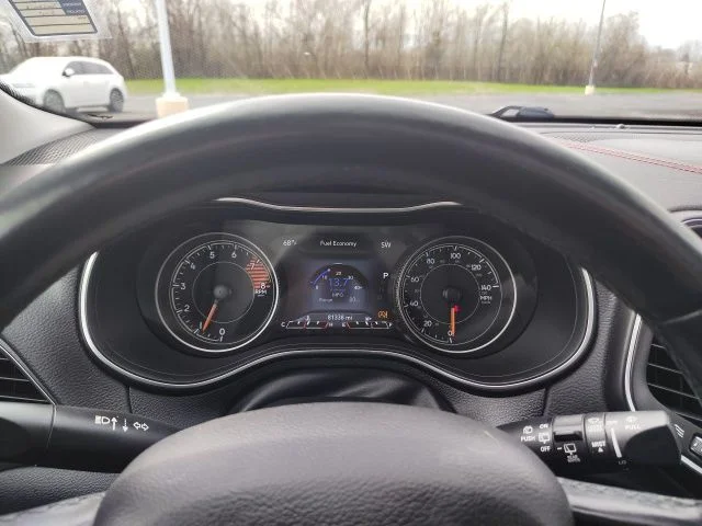 Used 2020 Red Jeep Trailhawk image 17