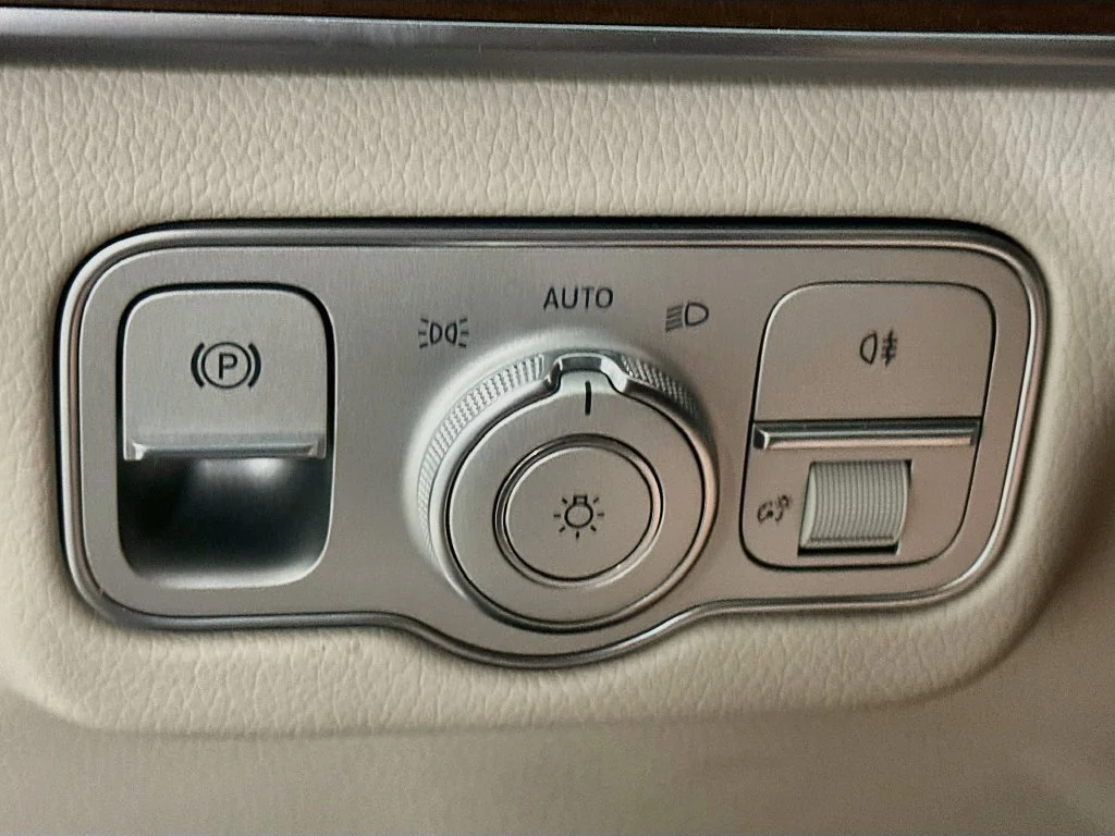 Certified Used 2026 Polar White Mercedes-Benz GLE 450 Coupe image 11