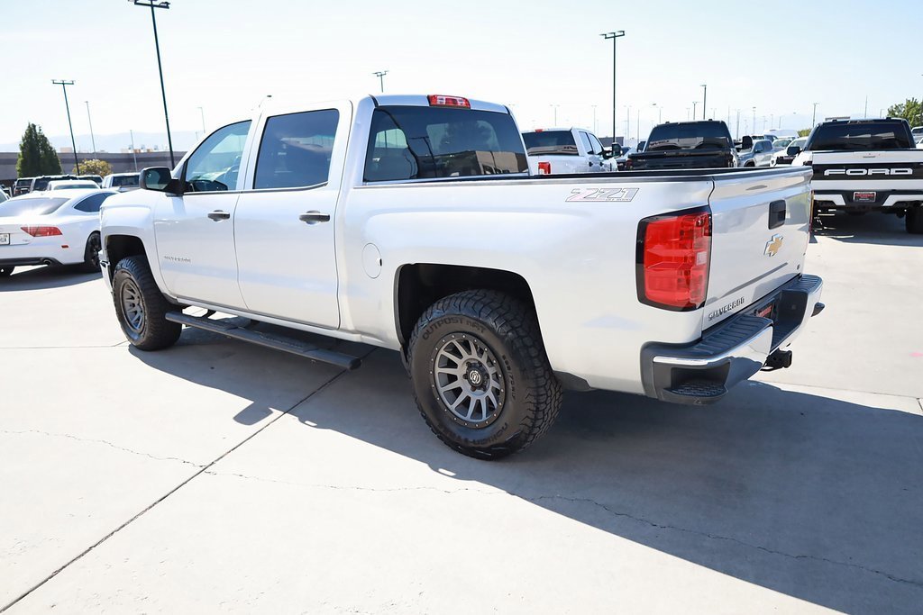 2014 Chevrolet Silverado 1500 LT photo 4