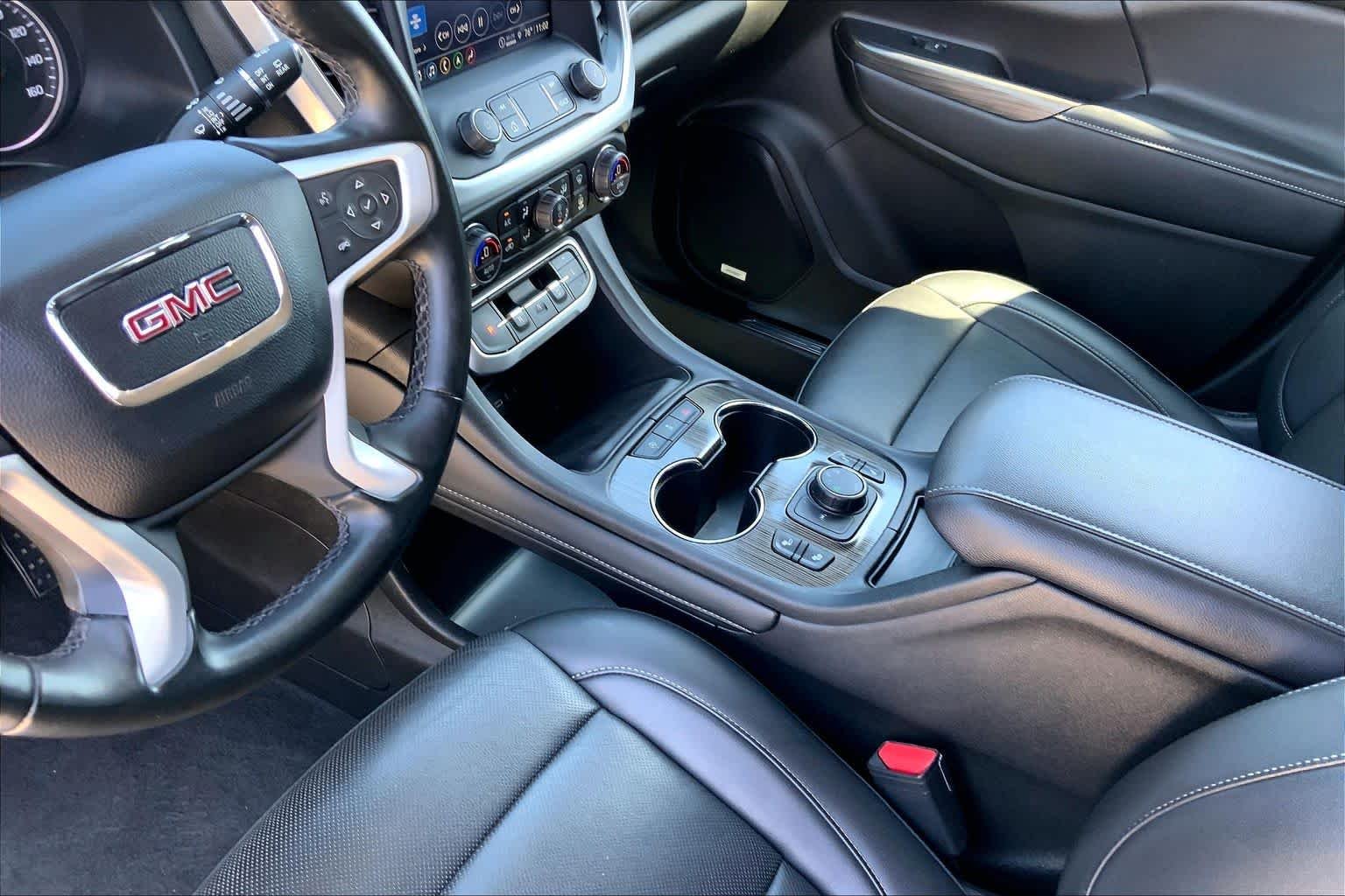 Used 2023 Summit White GMC SLT image 31
