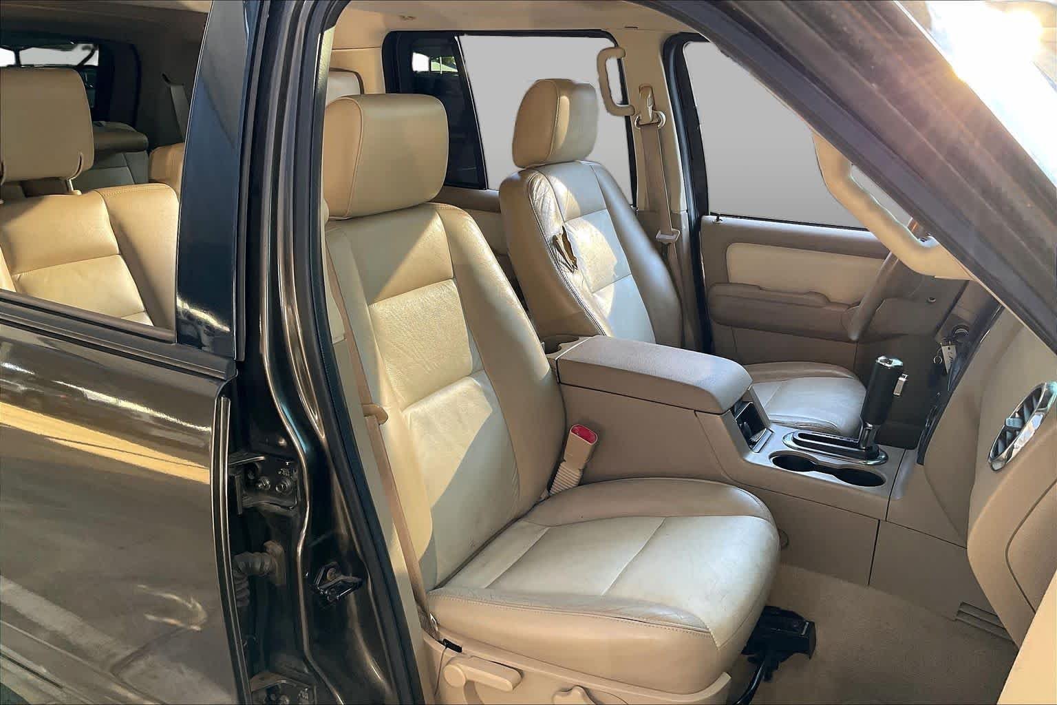 Used 2008 Black Ford XLT image 7