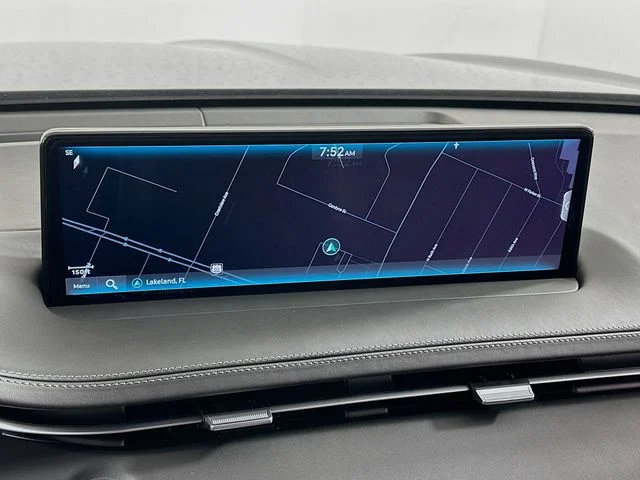 New 2025 Genesis GV70 2.5T