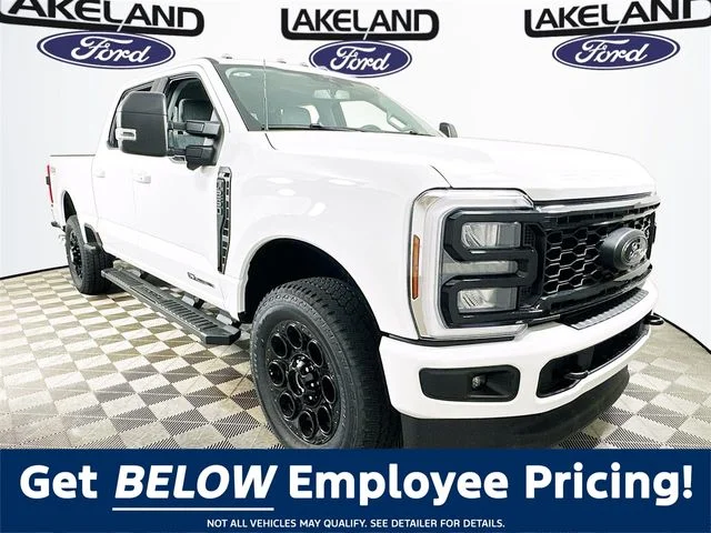 New 2026 White Ford XLT image 1