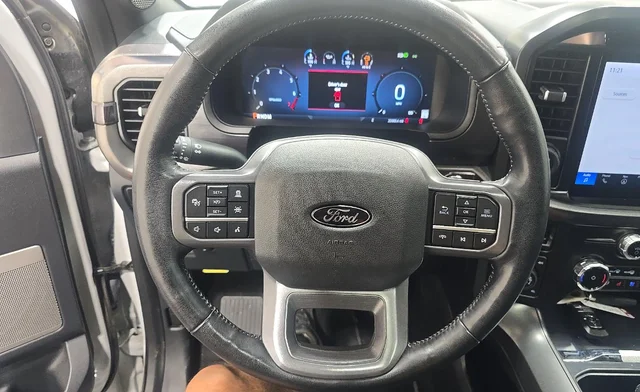 Used 2024 Gray Ford Lariat image 3