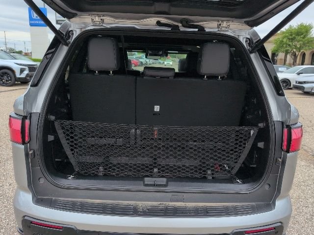 2026 Toyota Sequoia Platinum - Photo 24