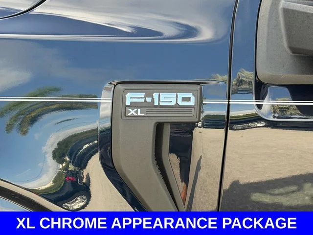 Used 2021 Blue Ford XL image 5
