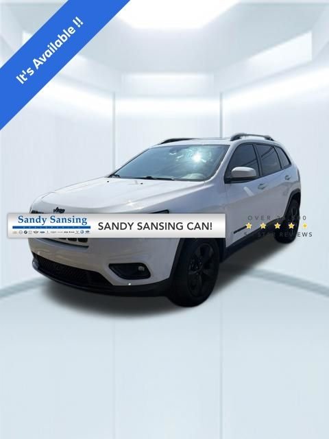 Used 2020 White Jeep Latitude Plus image 1