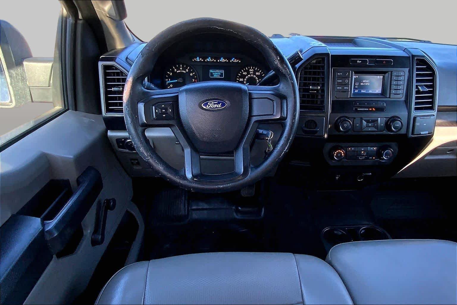 Used 2017 Oxford White Ford XL image 6
