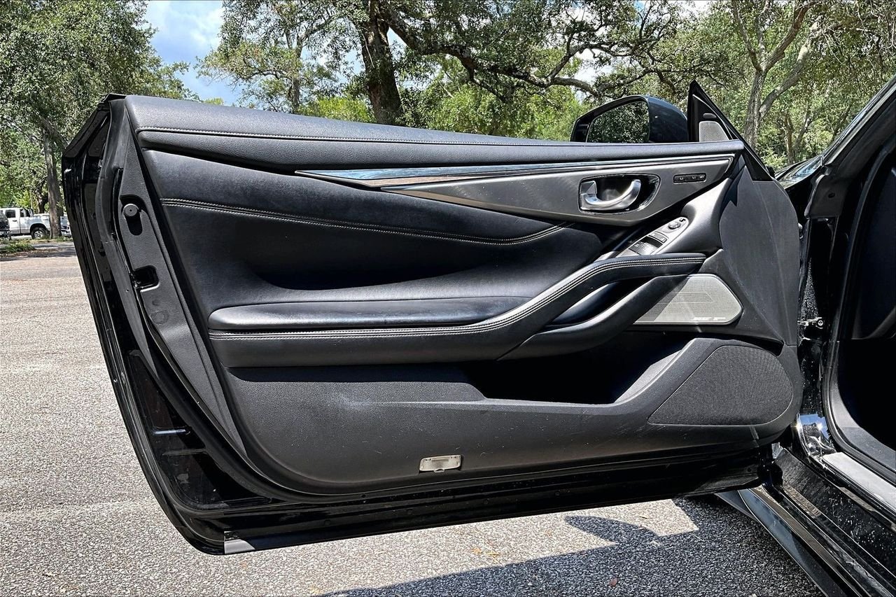 Used 2019 Black INFINITI 3.0t LUXE image 16