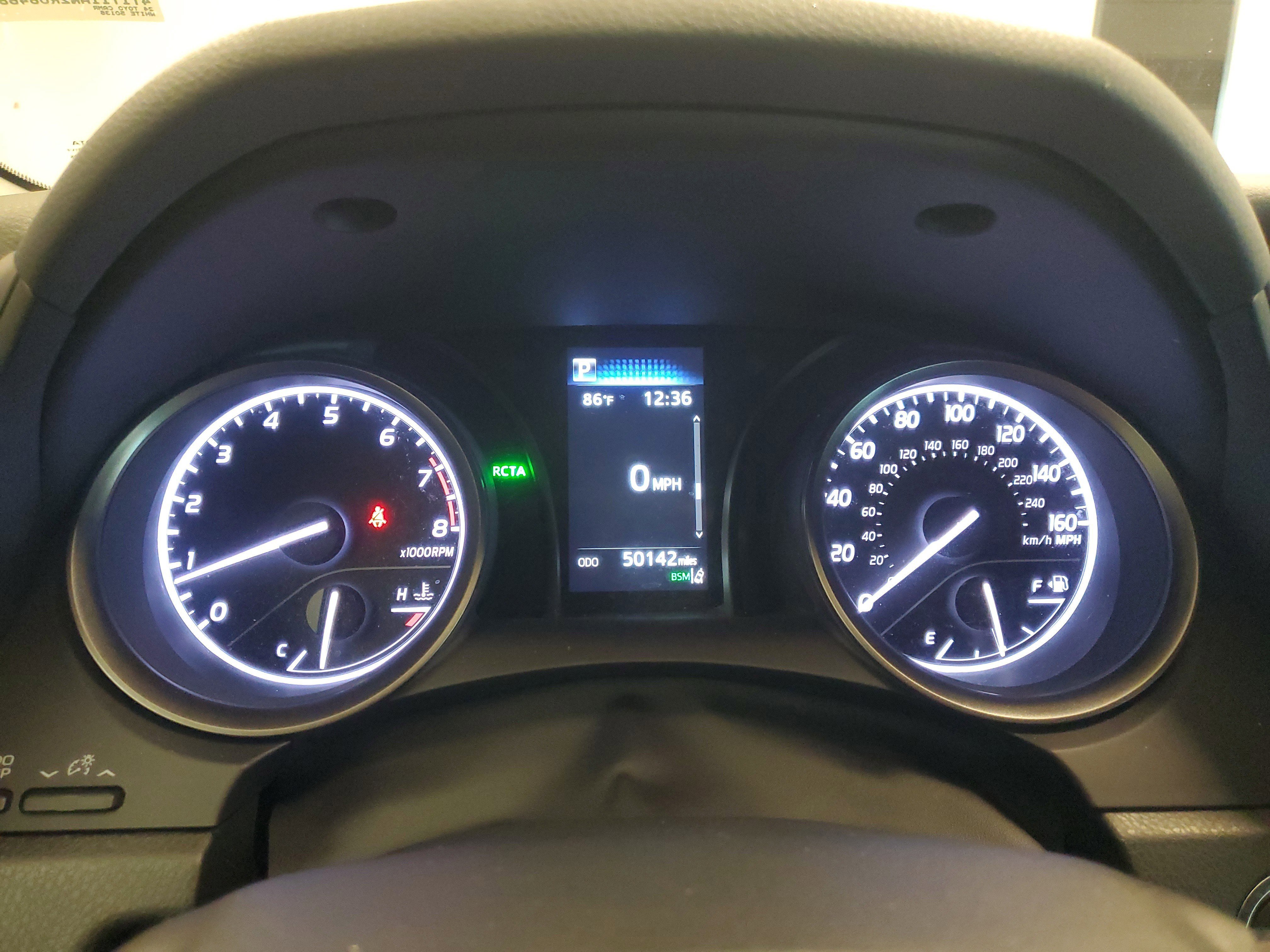 Used 2024 Ice Toyota SE image 22