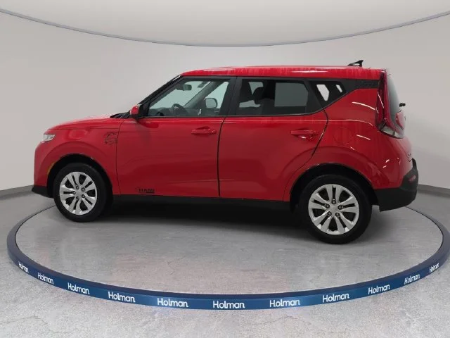 Certified Used 2021 Inferno Red Kia LX image 9