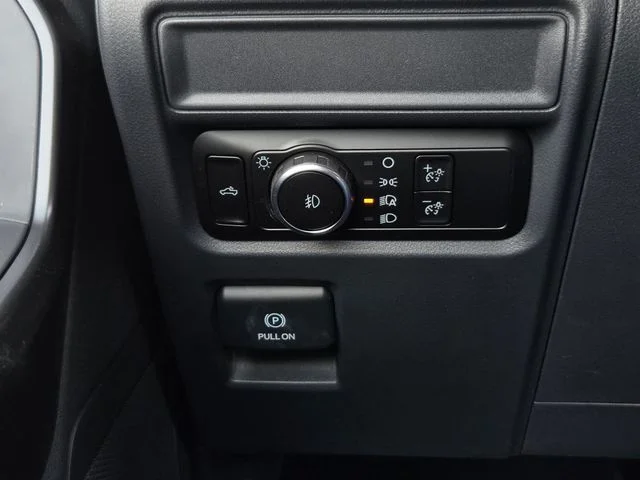 New 2026 Oxford White Ford STX® image 20