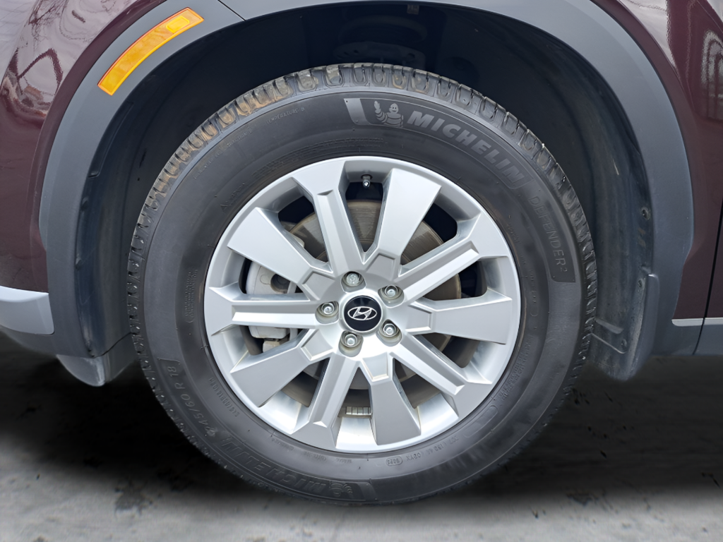 Used 2023 Burgundy Hyundai SEL image 28